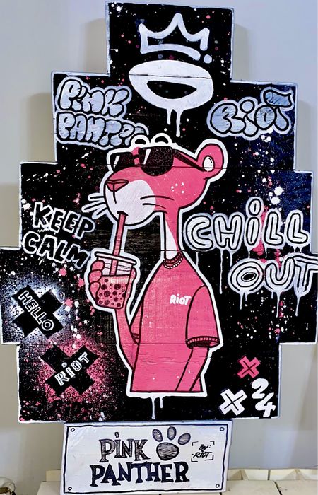 Pink Panther Painting – Customized Pallet Wood Frame