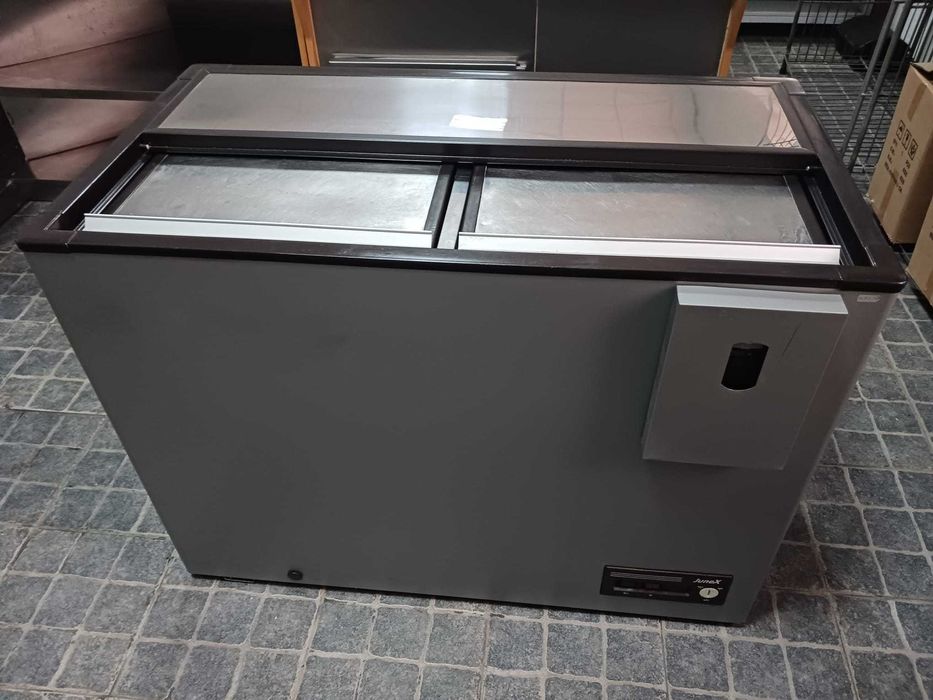 ACM1666 - Arrefecedor de Garrafas Junex - Usado