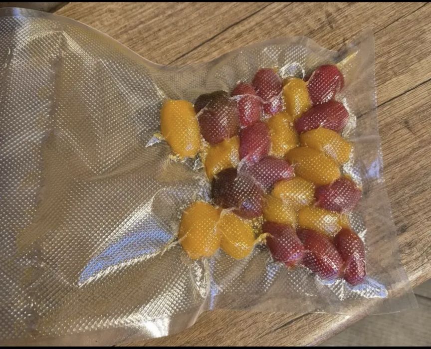 Вакууматор кухонний + 10 пакетів в комплекті.