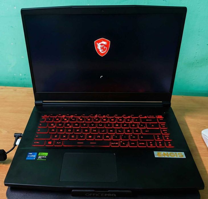 MSI Thin GF63 12VE + i5-12450H + NVIDIA RTX 4050 + Windows 11 license