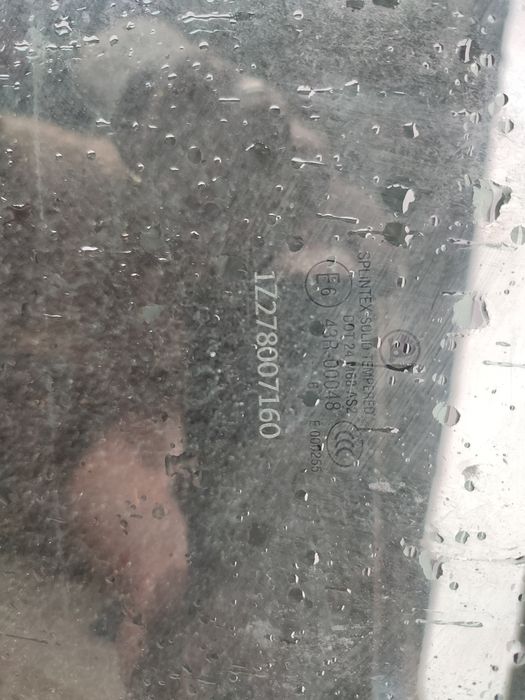 Скло переднє ліве Шкода Октавіа А5 скло водійське Шкода А5 стекло Skod