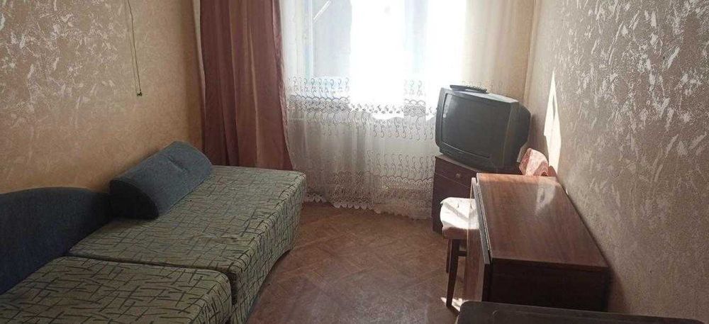 Продам гостинку на Павловом Полі