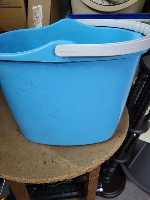 Plastic Bucket435906552728791043