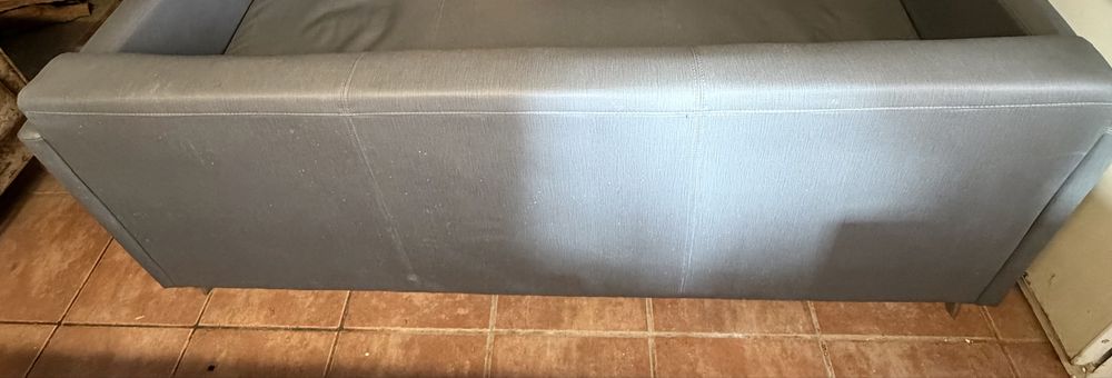 Sofa de 3 lugares - cizento