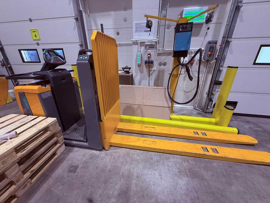 Jungheinrich ECE 320 HP 2018r wózek paletowy, wózek magazynowy