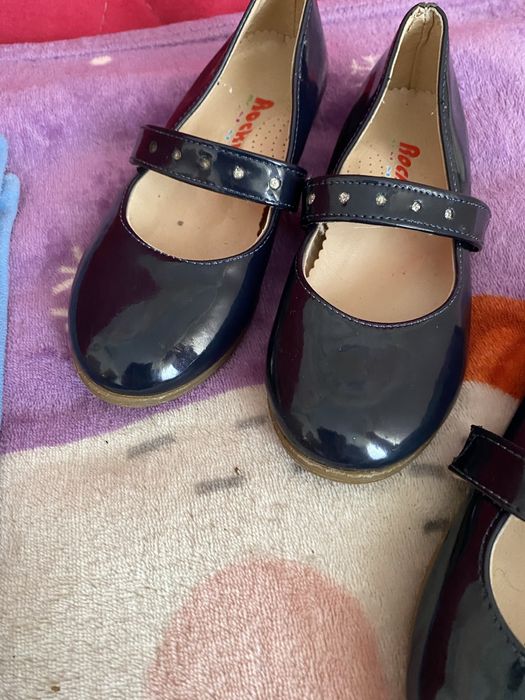 Туфлі для двійні, близнят