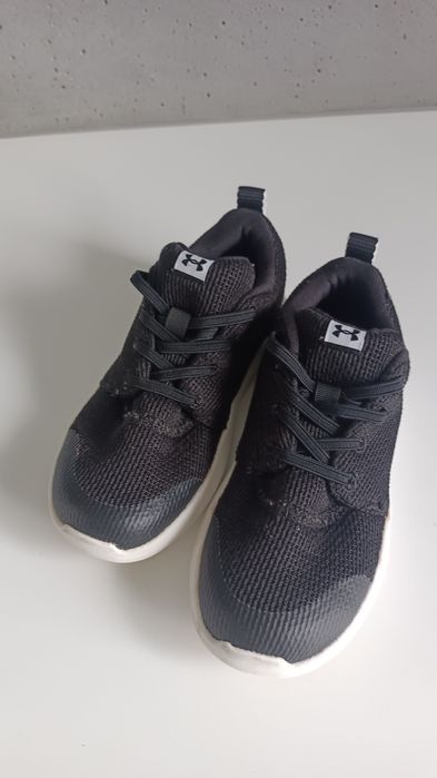 Buty dziecięce under armour 27