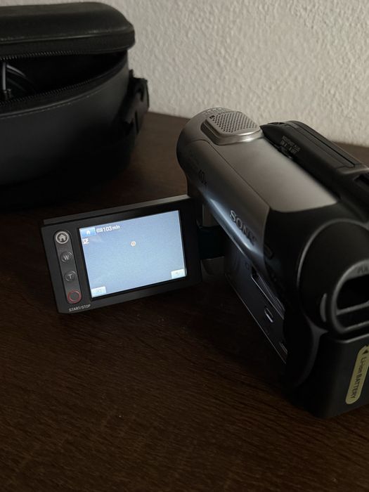 Handycam Sony DCR-DVD106