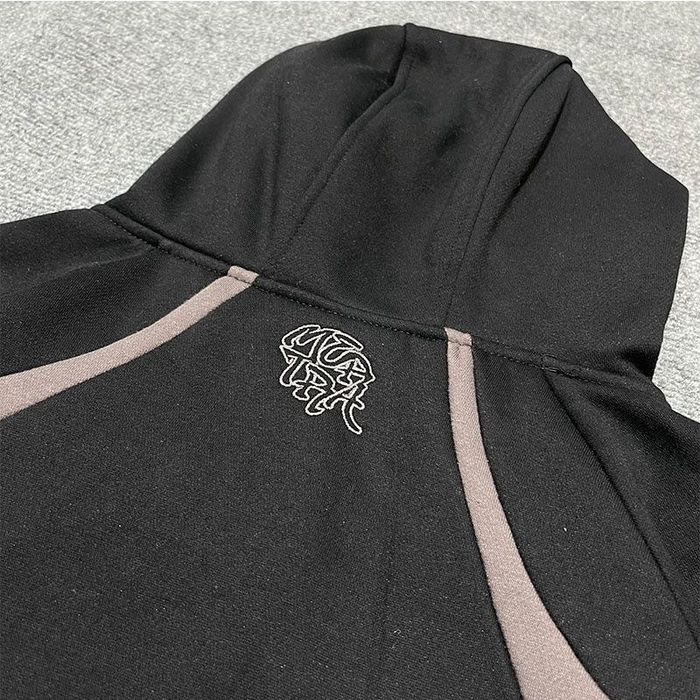 Худи Mertra чёрная