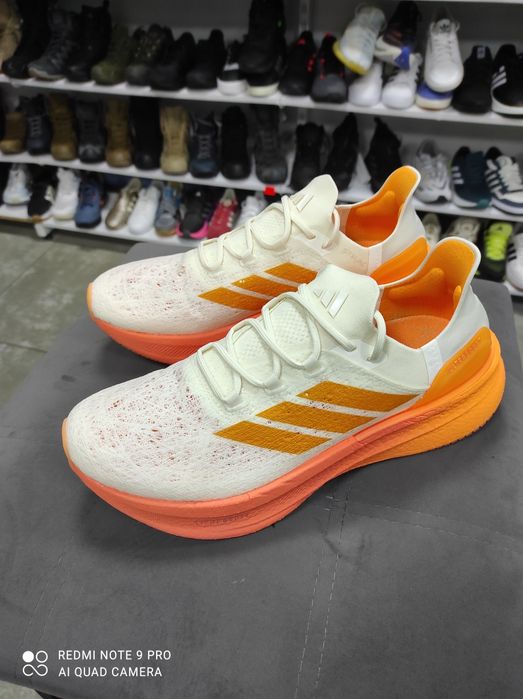ОРИГІНАЛ 100% Кросівки Adidas Ultraboost 5 Strung 42 2/3