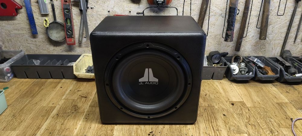 Jl audio 10w0v3-4, 300w rms hi end 10" 25cm tuba wzmacniacz skrzynia