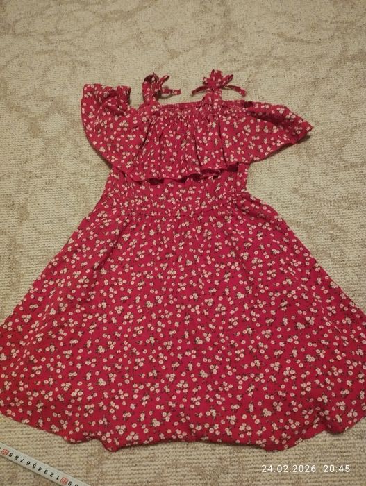 Piękna czerwona sukieneczka na lato Shein