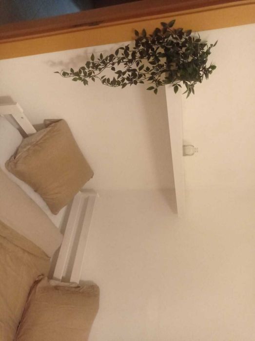 Aluga se quarto Amadora  casa tranquila