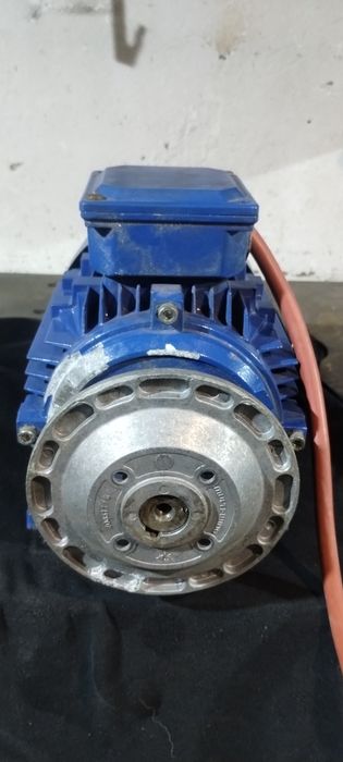 Silnik elektryczny 1,1 Kw
