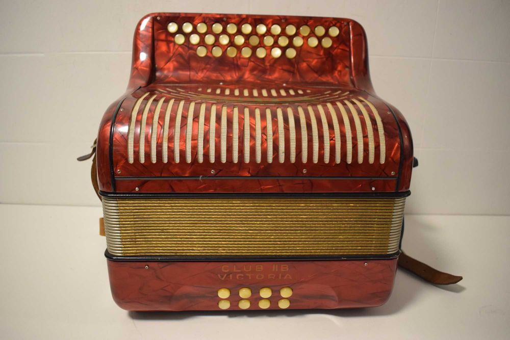 Concertina hohner club IIb Victoria 2 Voz. C.  N 156