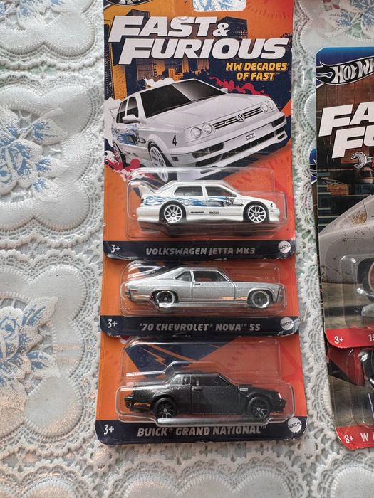 Машинки hot wheels