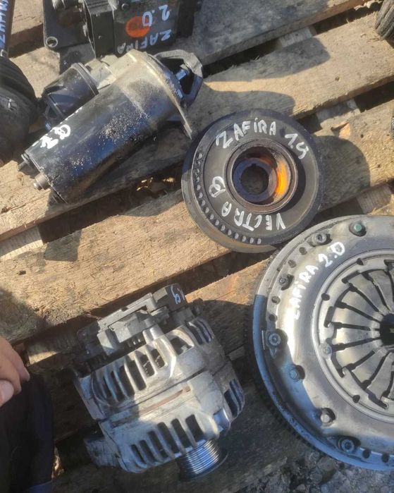koło pasowe Opel Zafira VECTRA ASTRA 2.0 2.2 dti
