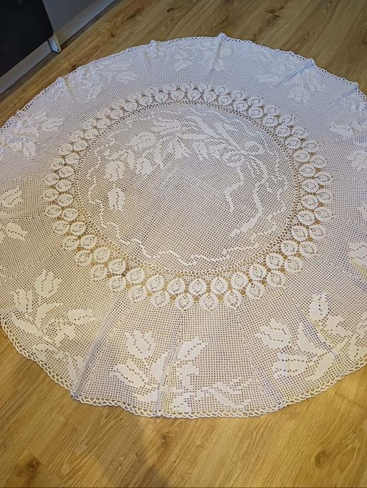 Obrus na szydełku