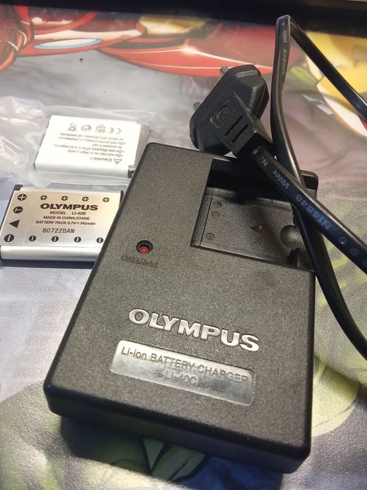 Olympus 1060 2 baterias