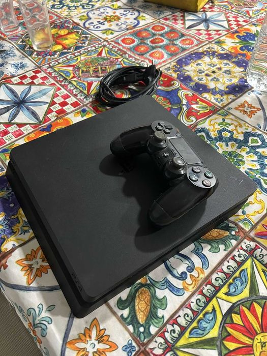 Ps4 Slim 1Tb + comando