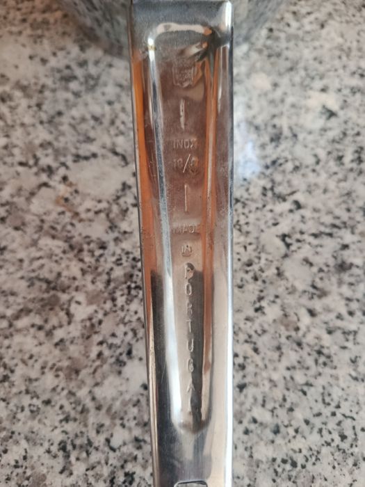 Passe vite inox. Bom estado.