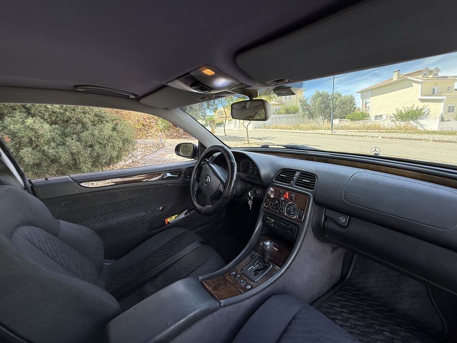 Mercedes-Benz CLK 200 Automático + GPL