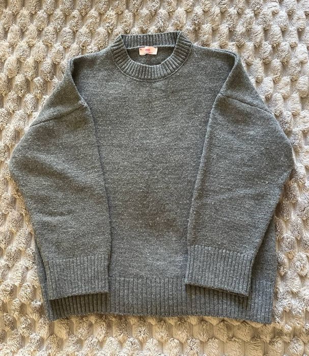 Теплий базовий світер