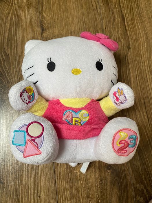 Interaktywna maskotka Helo kity