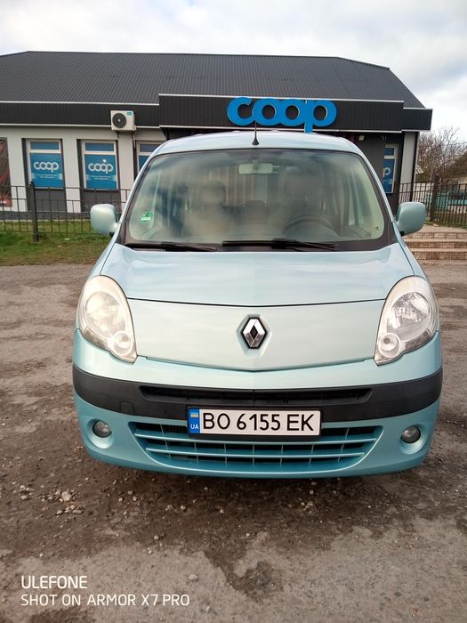 Рено Кенго. Оригінальний пасажир. Рідна фарба. Хороший стан, обслужена
