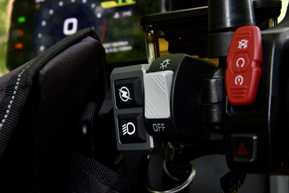 CF moto 450 MT de 2024