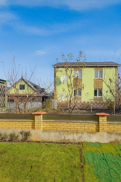 Продам будинок смт Ярмолинці