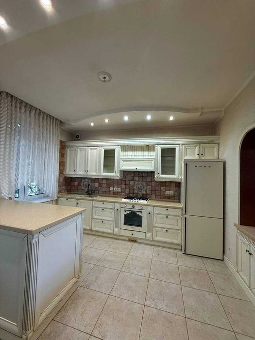 Продаётся добротный дом у моря! Участок 10 соток! Царское село. 1L55