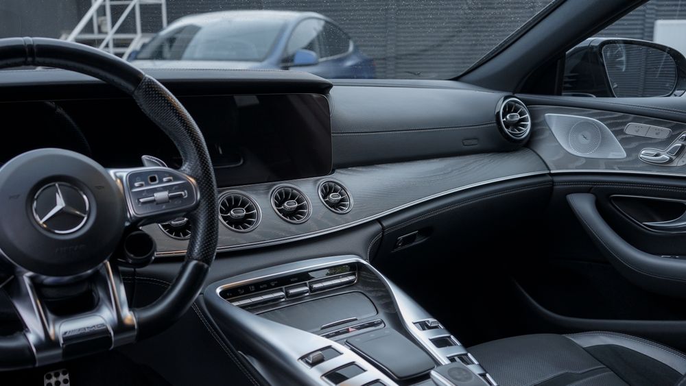 Mercedes-AMG GT53