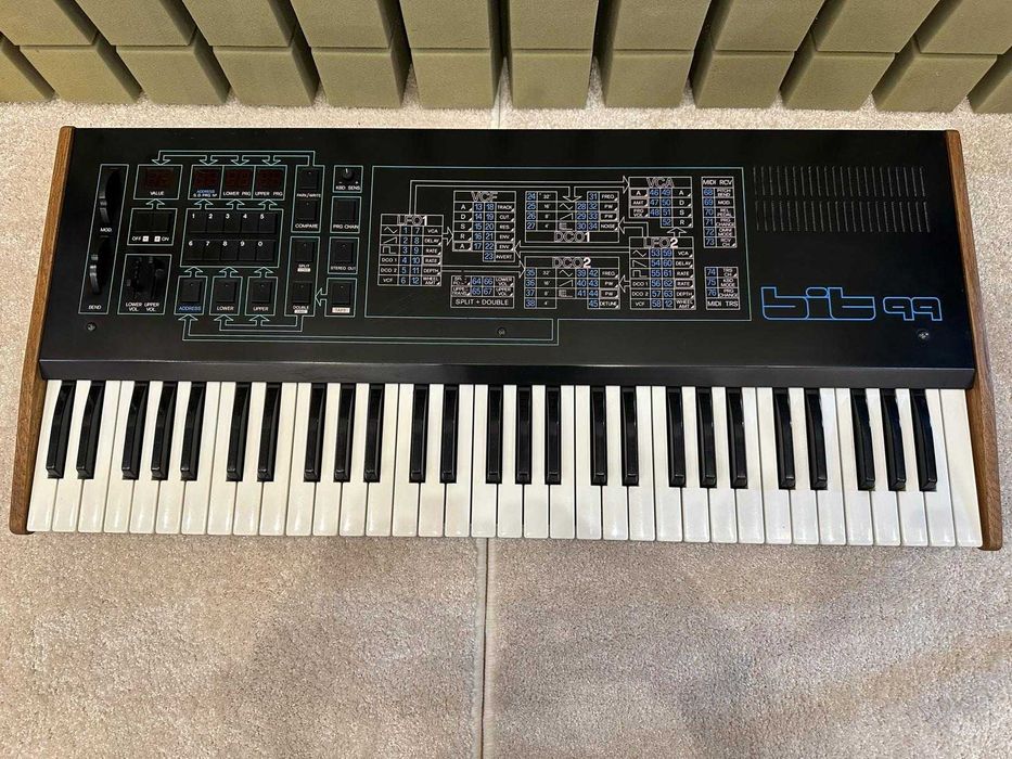 Syntezator Crumar BIT 99 - stan idealny