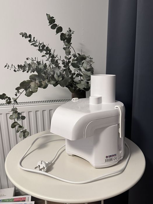 Litewska elektryczna maszynka do tarcia ziemniaków Migiris