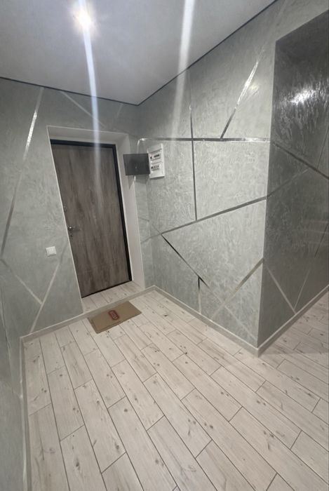 Продам 3-х кімнатну квартиру в центрі м. Лозова