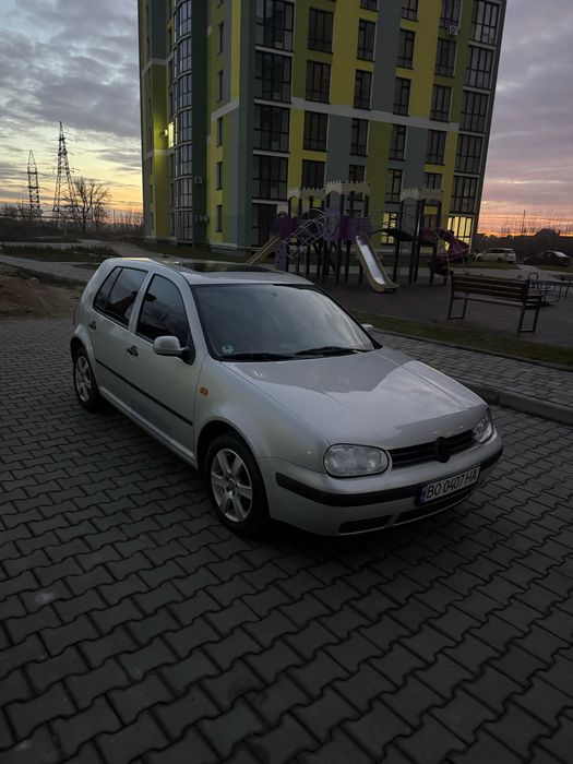 Volkswagen Golf 4 1998 1.4