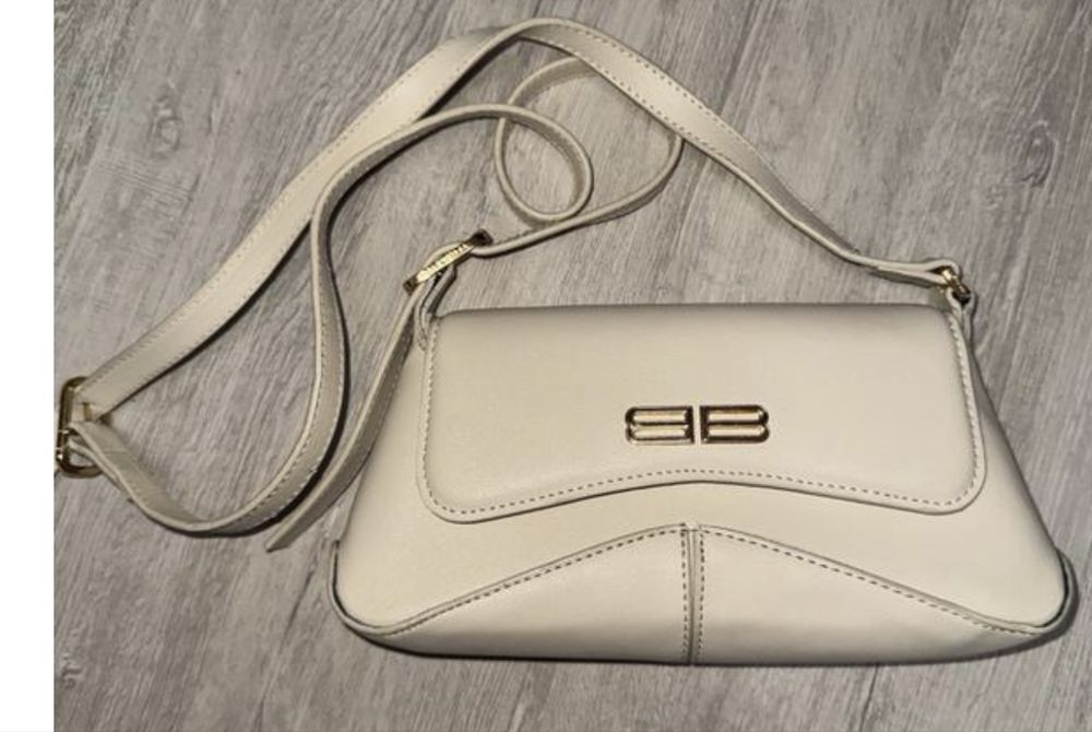 Сумка маленька , бежева