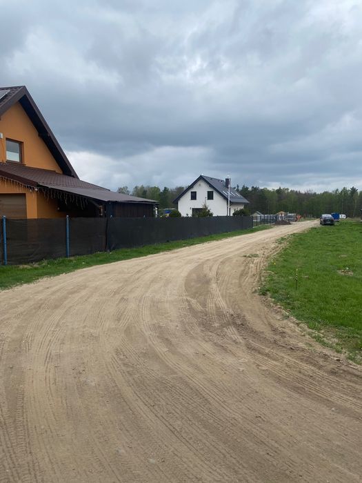 działka budowlana granicząca z lasem