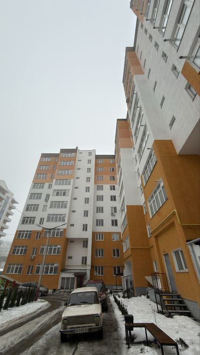 2-х кімнатна, Центр, пр. Грушевського (зданий будинок)