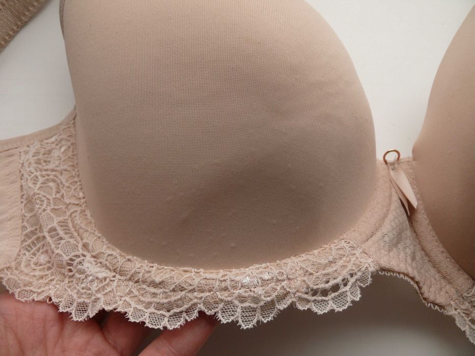 Гладкий нюдовый бюстгальтер Freya 34DD (75F)