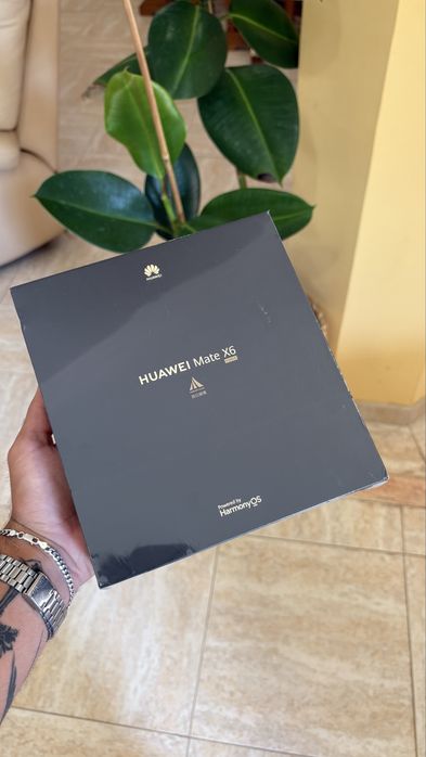 Huawei Mate X6 12GB RAM | 512GB | Novo Selado