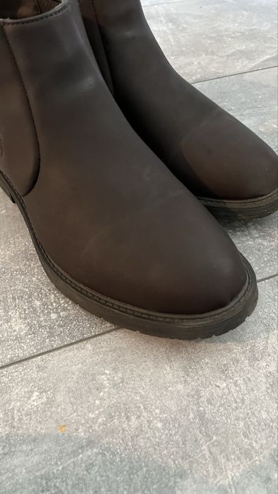 Чоловічі шкіряні ботинки