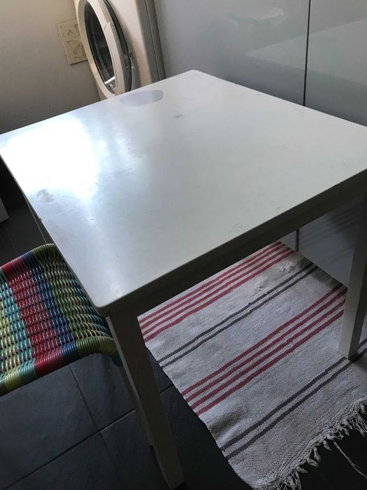 cadeira e secretária de criança