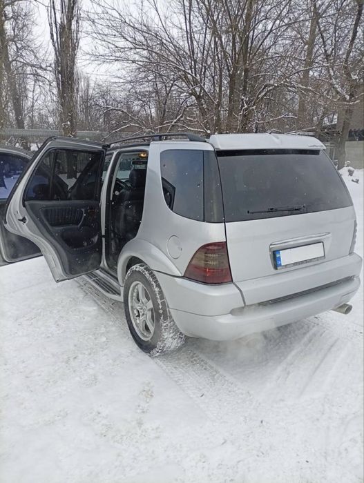 Продам Mercedes-Benz ML500