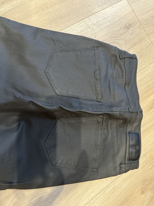 Stradivarius spodnie eko skóra r. 34