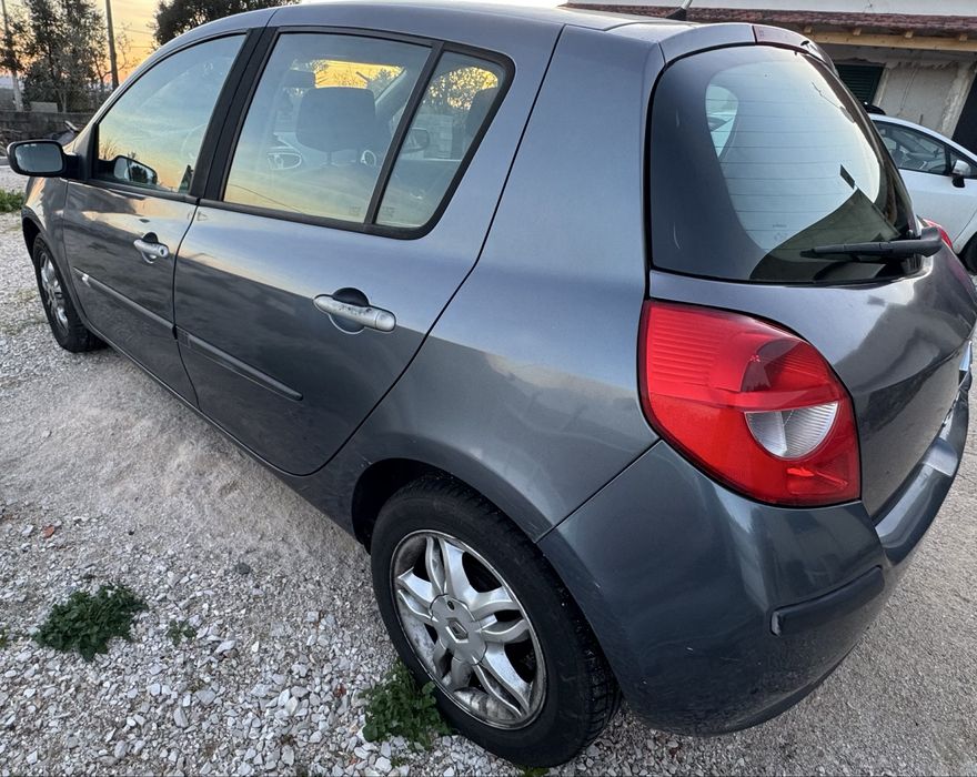 Renault clio D em bom estado geral