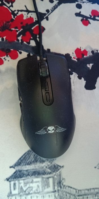 Продам мишку ігрову і навушники