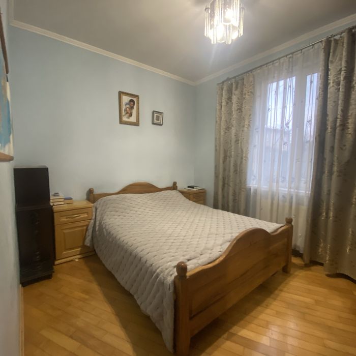 Продам будинок по вулиці Симеренків.