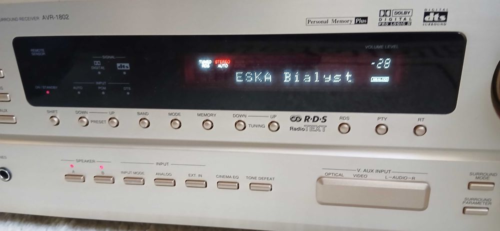 amplituner denon avr